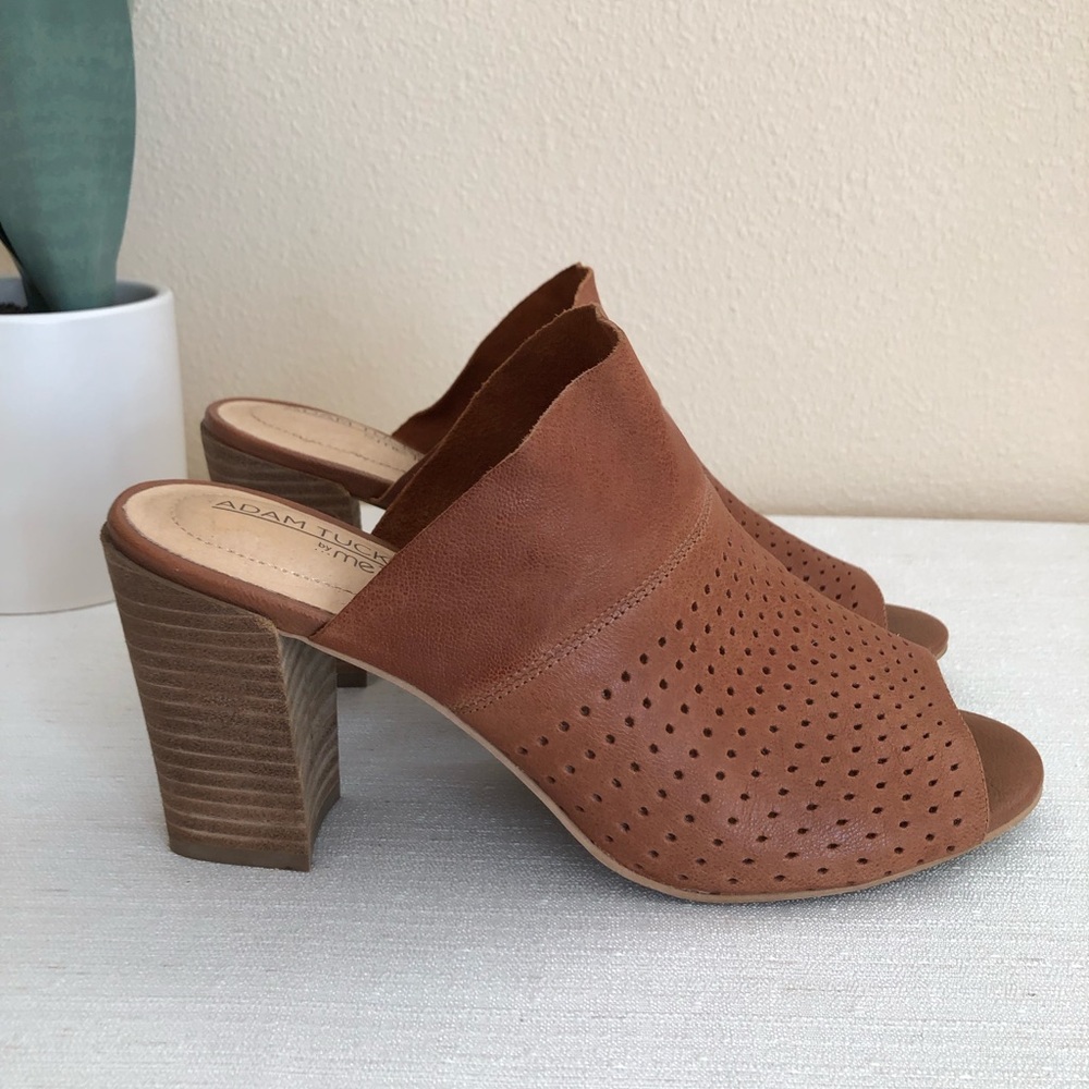 New Adam Tucker Mackey Cognac Laser Cut Leather Peep Toe Heeled Mules Woman’s 8M